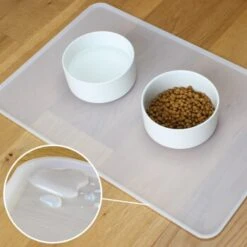 KaraLuna Basic Napfunterlage Transparent L -Hundebedarfsgeschäft f495db45fd389fd117644cb3377217742809b2ec 1407477 de DE a8bbe54e97e8bbb8f7c3d6b40c33b455251b54dbH2Qc30